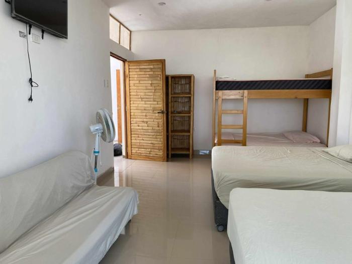 Casa a pasos de la playa - Nueva Esperanza