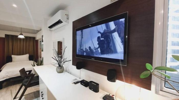 L1 Twin Bed Staycation in BGC 8