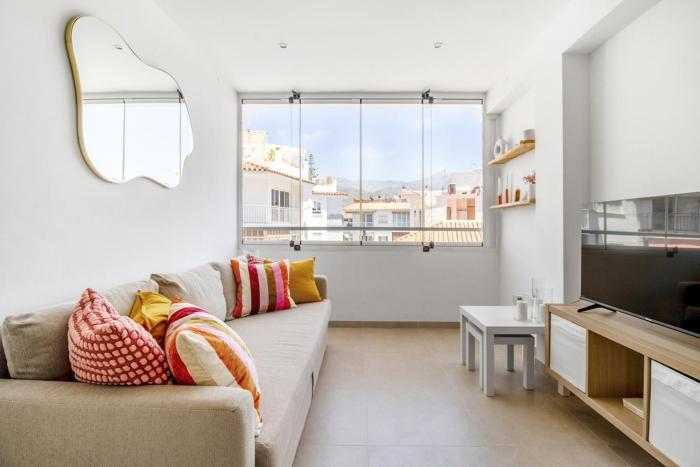 Stylish 2BR Flat in Nerja 1 Min to Torrecilla Beach