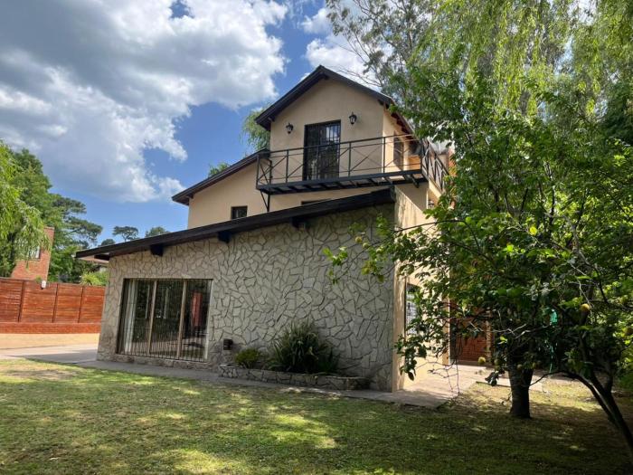 Betel- Casa en Bosque Peralta Ramos, Naturaleza y Privacidad