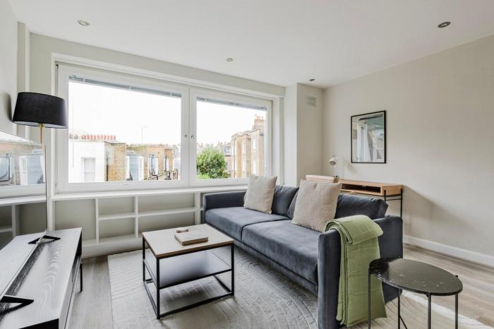 Blueground Kensington view nr Kensington Palace LON-705