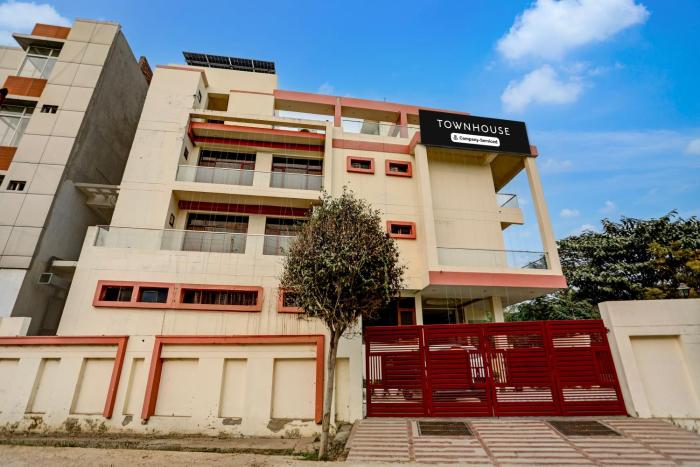 Townhouse Gomti Nagar Sector 1 Formerly The Gahmar Inn