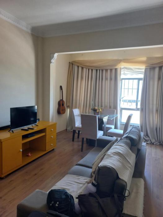 Apê com linda vista do Rio e ótima localização