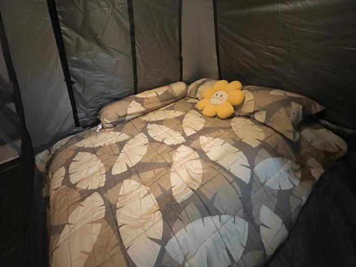 Stay Like a Local เต็นท์บ้านเรา