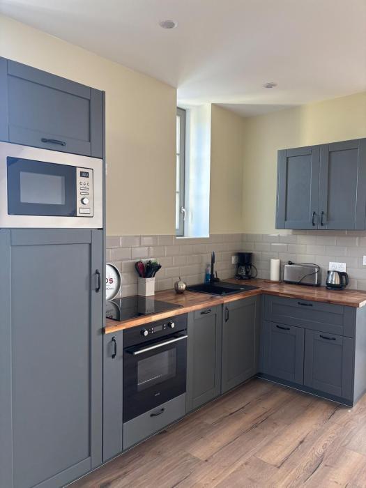 Bel appartement indépendant à proximité Château de Sedan