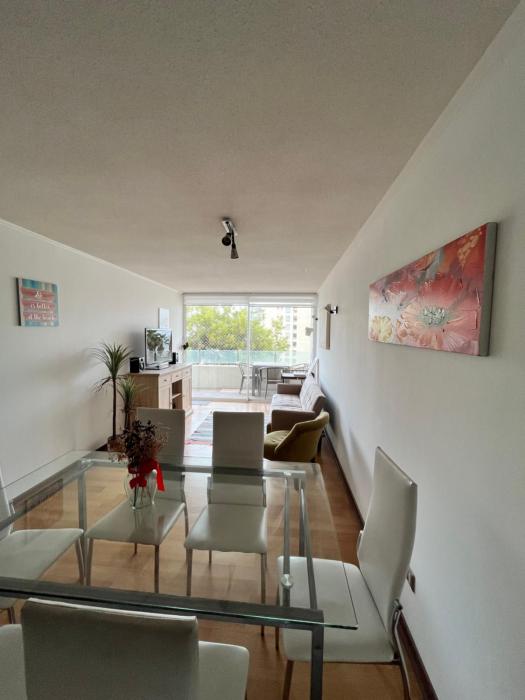 Cerca de la playa y restaurantes