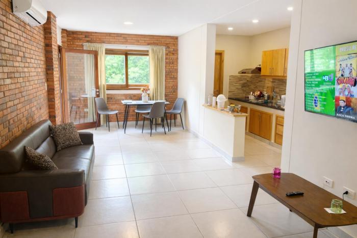 Elegante apartamento nuevo de 75 m2 con balcón y parking privado