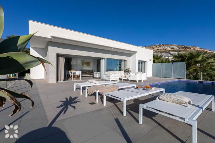 Villa Nevis by Abahana Villas