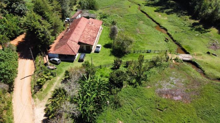 Sitio Bicho Preguiça em Cunha, casa inteira até 09 pessoas