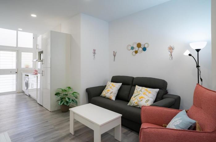 Estudio Holidays & Home El Palo 8A, 400 m playa