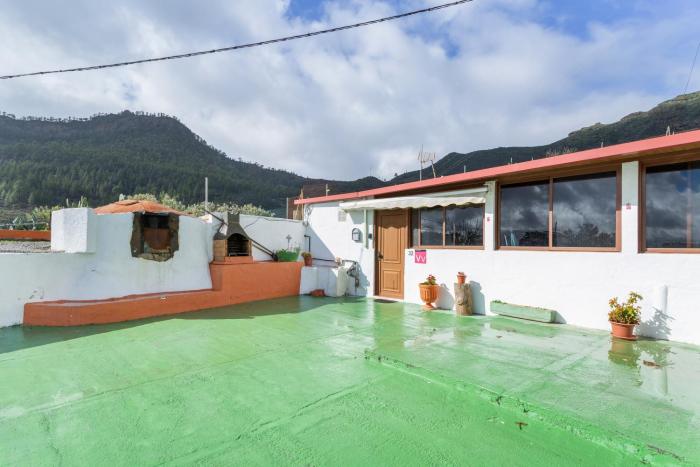 La Casita Cueva Don Carmelo