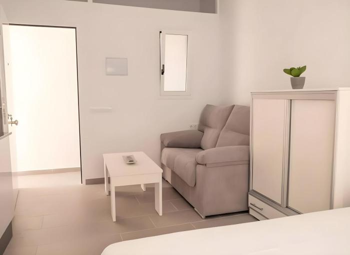 Estudio cerca de la playa y del centro