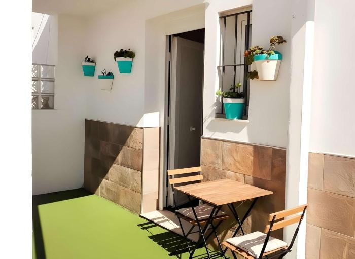 Estudio con terraza cerca de la playa