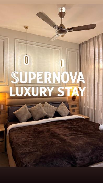 Supernova Luxe Stay