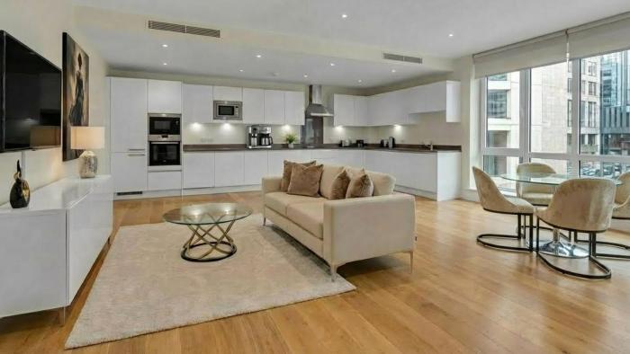 Greenwich Luxe 2-Bed Apartment - Fast Links to Canary Wharf & O2