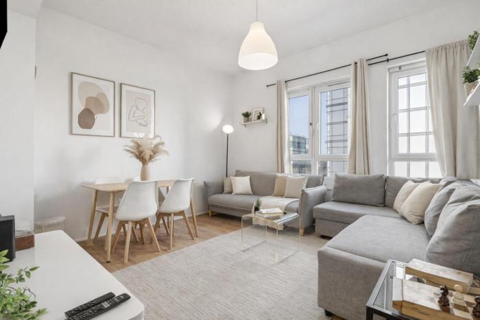 Old Street - Stylish Modern 1-Bed with Rooftop & City Views