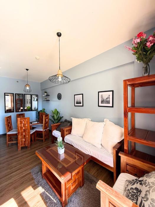 2 Bedrooms Bristle Ridge - The Breeze Accommodation