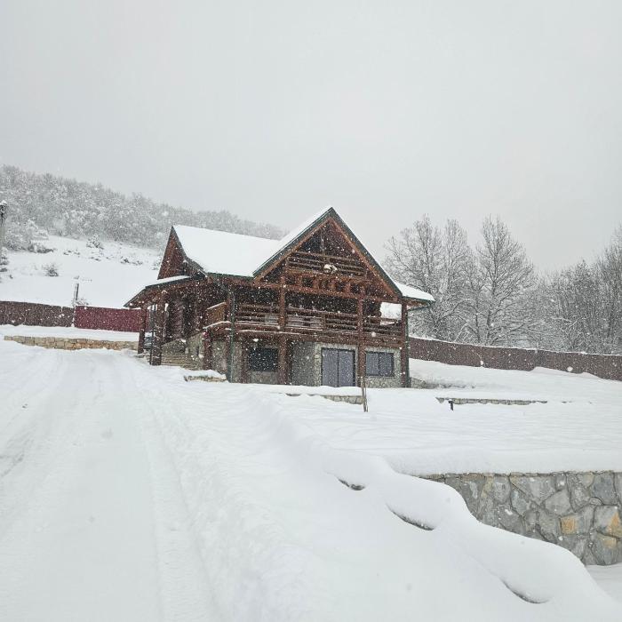 Luxury Family Lodge - Pool, Spa & Tennis Paradise