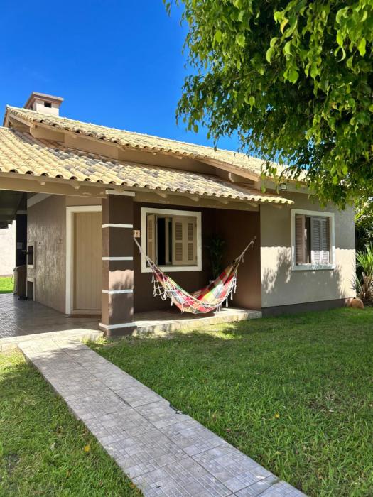 Casa completa com piscina privativa em imbé RS