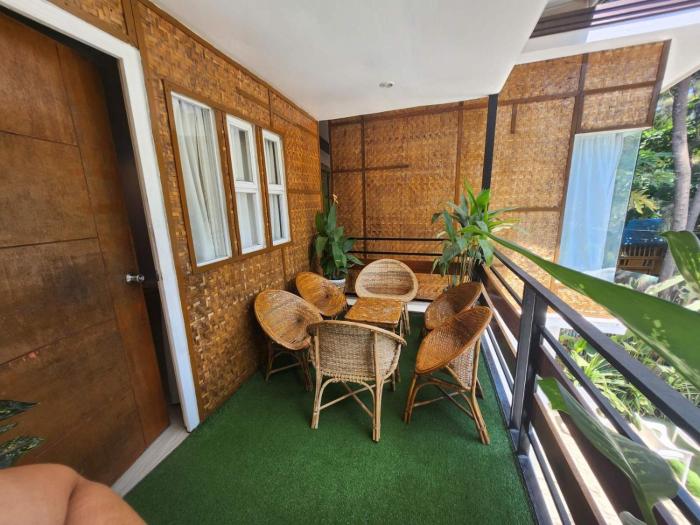 Liwliwa Beach Resort in Zambales Spot 1 room