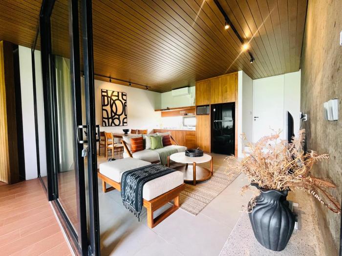 Nava Villa by Tamora