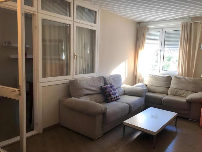 Apartamento edificio europa zona media 8 pax View