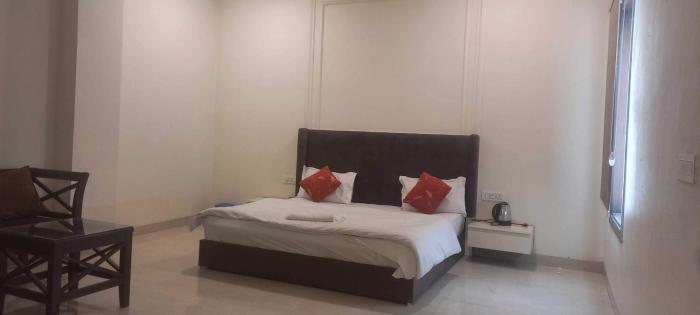 Hotel O THE AMBIENCE REGENCY HOTEL