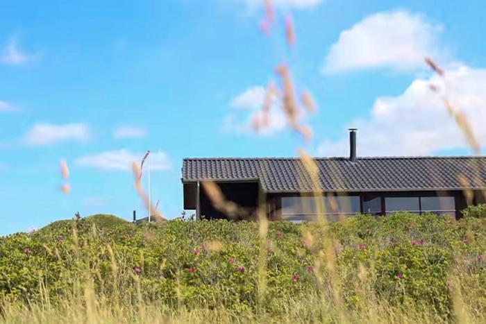 Architect-Designed House With Sea View In Lønstrup