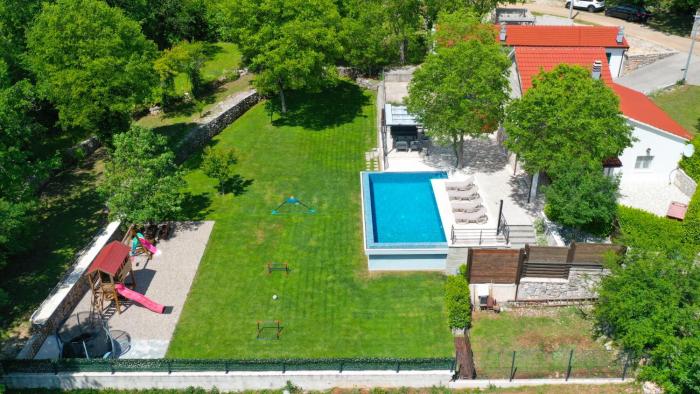 Villa Veronika - Makarska by Villas Guide