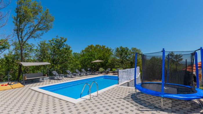 Villa Zovko in Makarska by Villas Guide