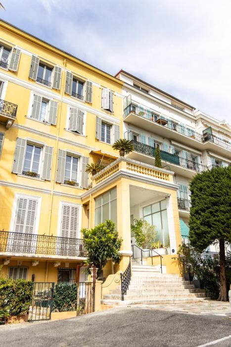 Plein centre et ensoleillé avec Parking Sécurisé