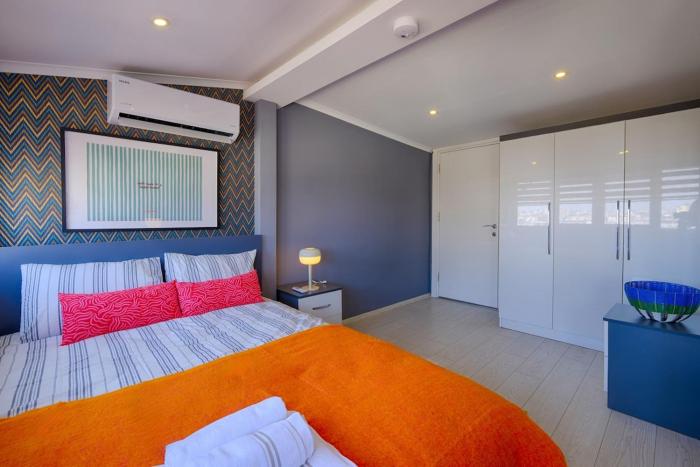 Hadrian Gate - Central Kaleici Flat with Panoramic Sea View