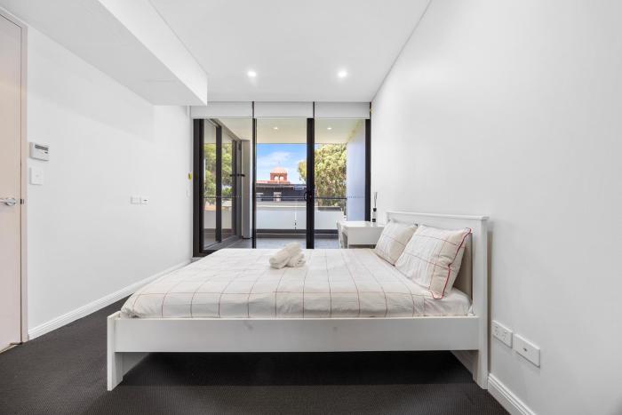 Stylish 3BR Apt– Close to Sydney Airport & CBD