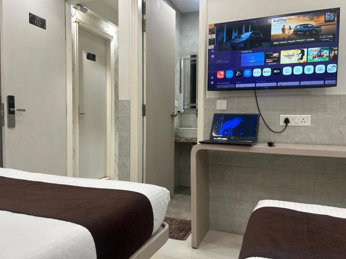 Shree Guru Guest House Near New Delhi Railway Station