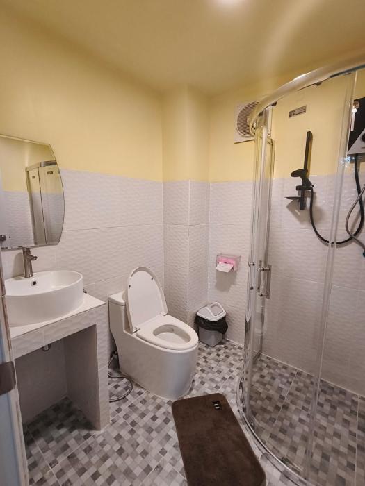 สถานีน้ำหวานรีสอร์ท น้ำตกอ้ายเขียว