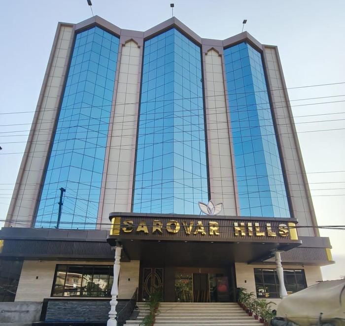 SAROVAR HILLS HOTEL & RESORt