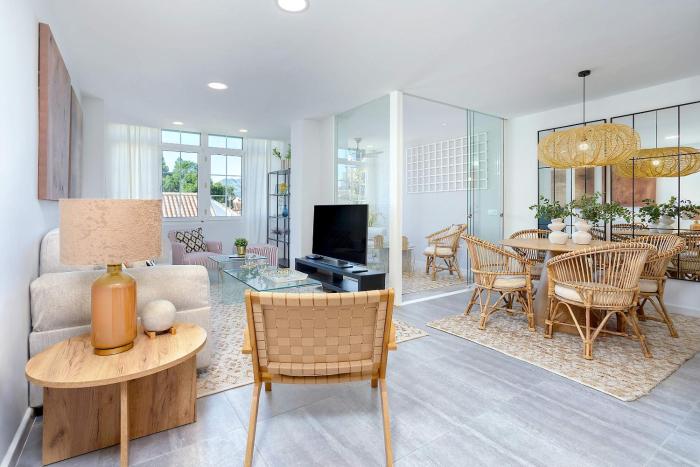 Genteel Home Plaza del Teatro