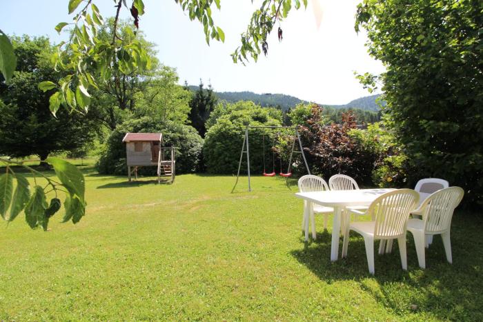 Gîte La Moselotte à Saulxures-sur-Moselotte Proche Lac et Voie Verte