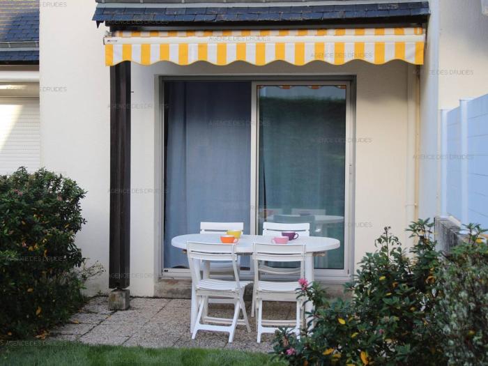 Carnac T2 en RDC avec Terrasse pour 4, Animaux admis - FR-1-377-106