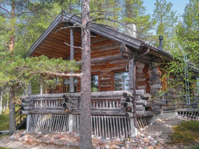 Holiday Home Honkapirtti- vuotunki by Interhome