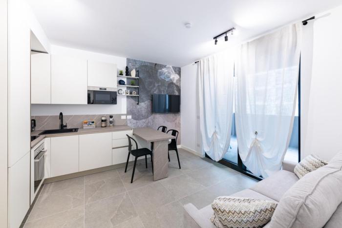 Free Parking - New 1BDR with Terrace