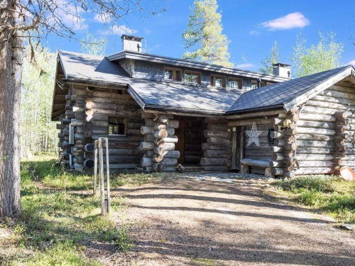 Holiday Home Ylläspollu a by Interhome