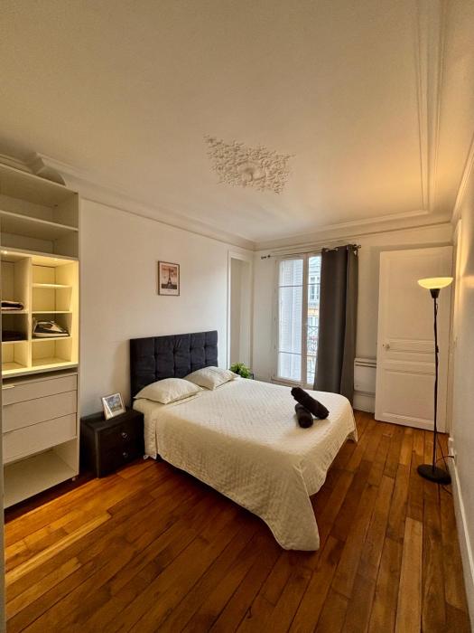 Appartement Tour Eiffel Lecourbe Paris