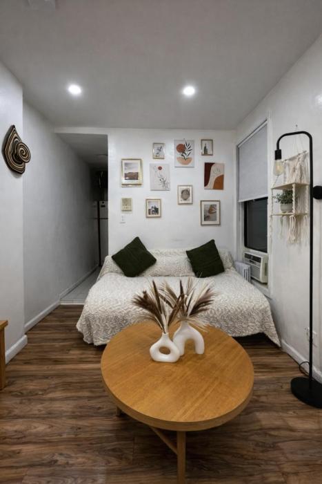 Next to Manhattan 2 Bedrooms Apartment - Subway 20 steps, Manhattan 1 Stop