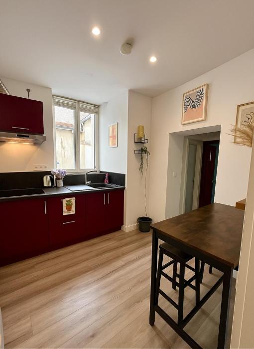 Cozy equipped studio and parking - city center