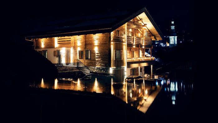 Chalet unique haut de gamme au centre de La Clusaz