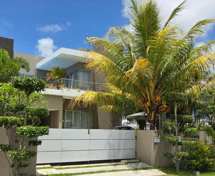 ISLAND RESIDENCE Plaisance - Mauritius - Villa with Private Pool - 15718