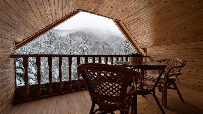Cabana de la rau Satic