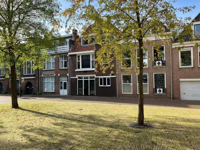 Stads appartement aan de voet van Oldehove 2-kamer