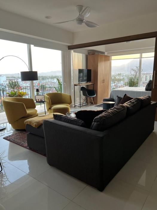 Stunning 1 bdrm1 bath amazing views